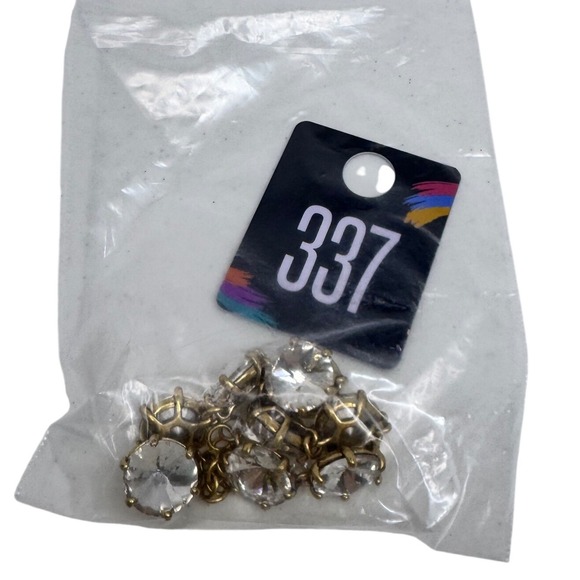 Stella & Dot Gold Tone Clear Crystal Statement Bracelet Vintage Style 8.25in - Picture 6 of 6